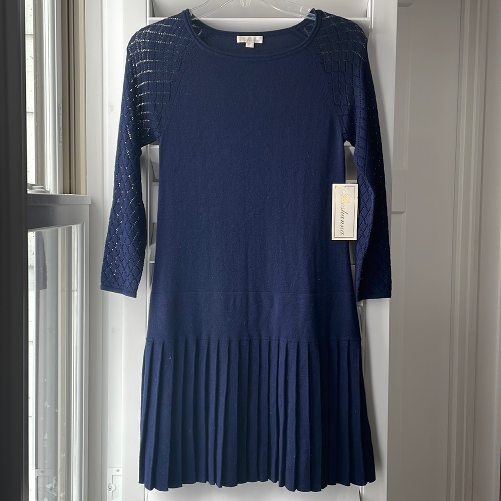 New with Tags- Shoshanna Lisette sweater dress- Size P